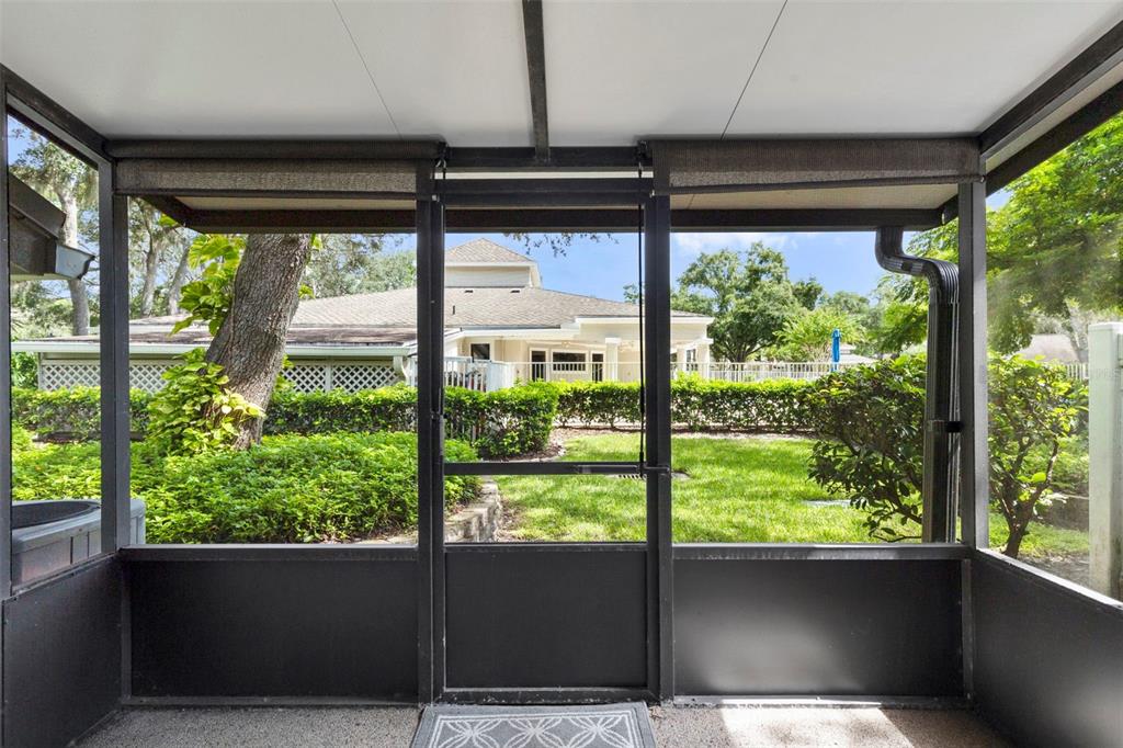 5100 Burchette Road, Unit 2701 Tampa, FL 33647 - Photo 27 of 38 a view of outdoor space