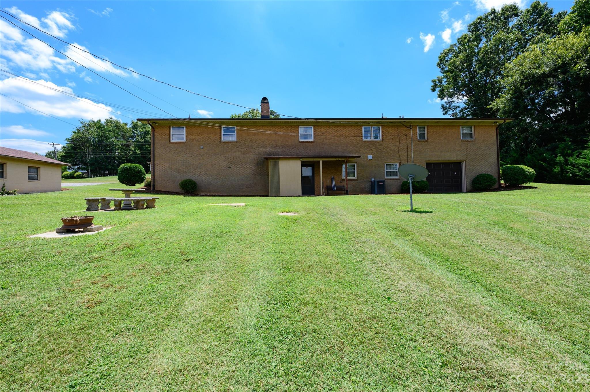 7723 Shoupes Grove Road Hickory, NC 28602 - Photo 33 of 37 Gallery Image 33