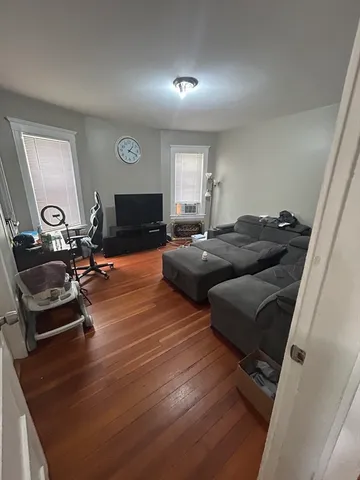 $2,500 | 11 Kenberma Road, Unit 2, Boston, MA 02124