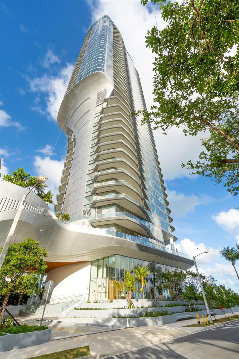 175 Southeast 25th Road, Unit 3003 Miami, FL 33129 - Photo 60 of 90