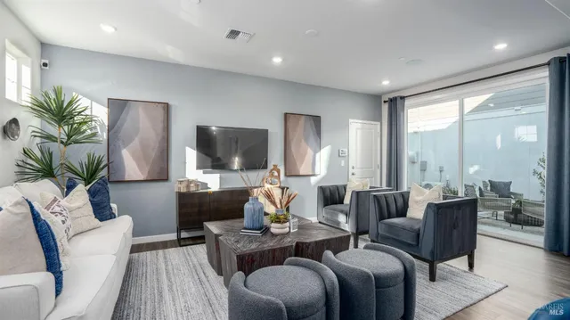 $609,000 | 221 Octopus Street, Suisun City, CA 94585