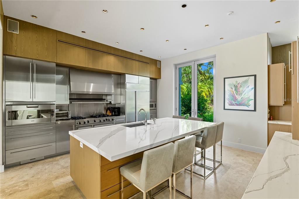 3315 Bay Shore Road Sarasota, FL 34234 - Photo 33 of 96
