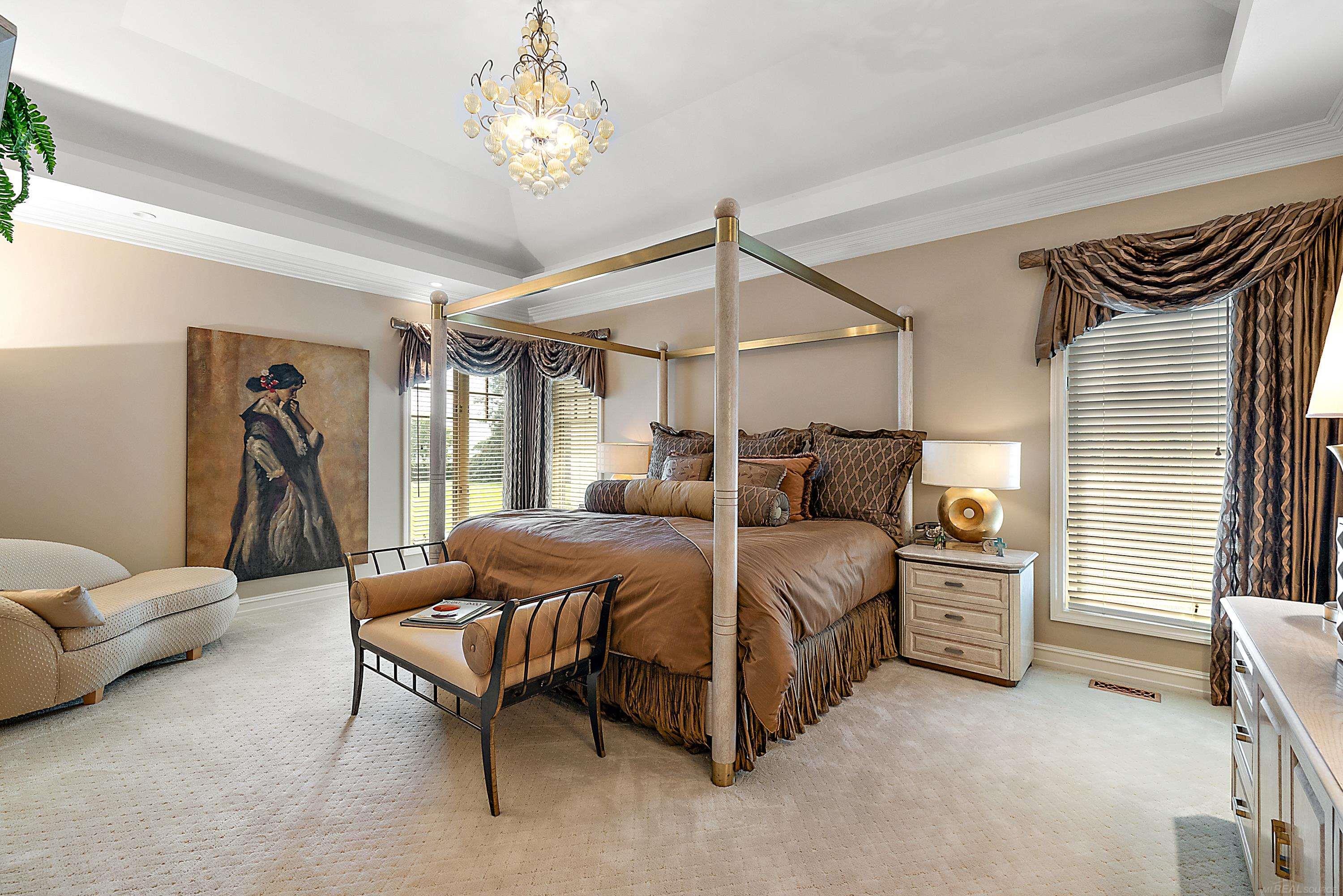 555 Lake Shore Road Grosse Pointe, MI 48236 - Photo 35 of 94 50164218-695C9FC6-4EB5-4F23-82DE-C8FC8FB47D96.JPG