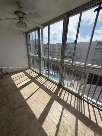 $2,250 | 319 Northeast 14th Avenue, Unit 607, Hallandale Beach, FL 33009
