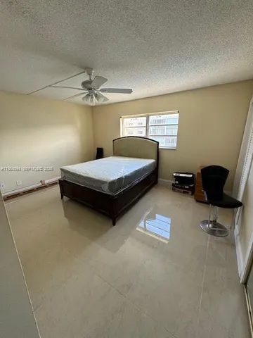 $2,350 | 319 Northeast 14th Avenue, Unit 607, Hallandale Beach, FL 33009
