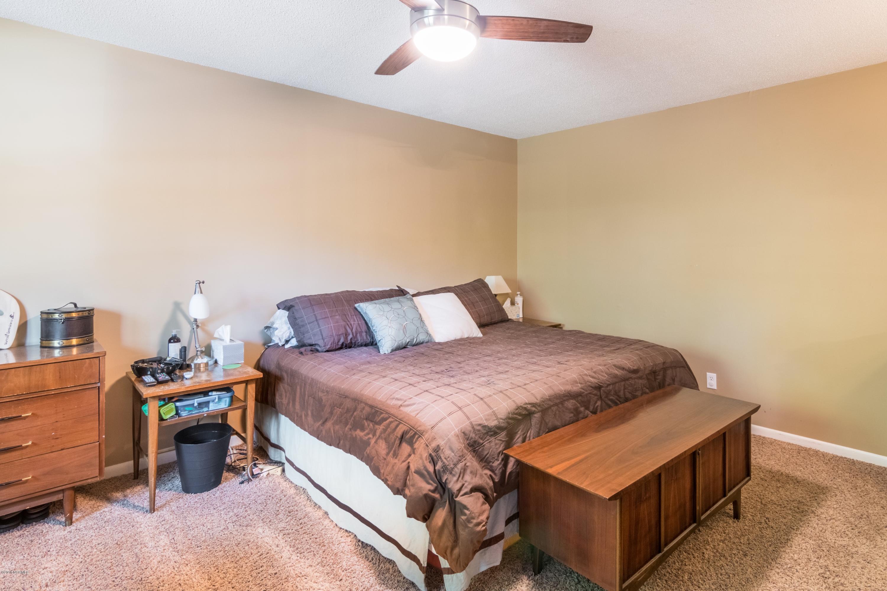 407 Lodge Road Washington, NC 27889 - Photo 11 of 26 011_MasterBedroom
