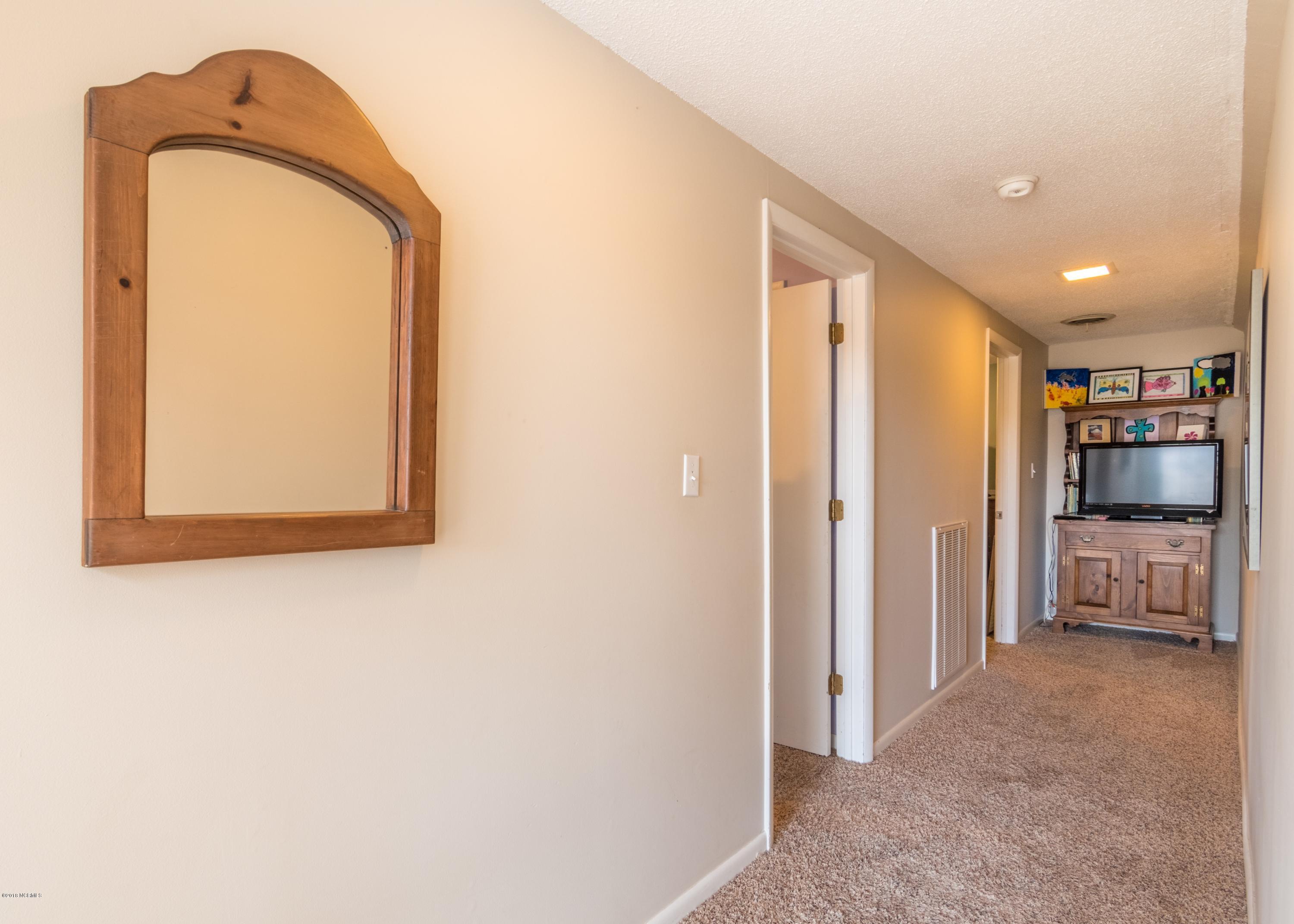 407 Lodge Road Washington, NC 27889 - Photo 15 of 26 015_UpstairsLanding
