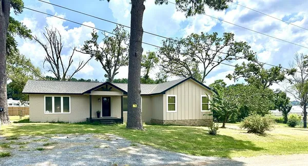$332,000 | 8149 Highsaw Trail, Frankston, TX 75763