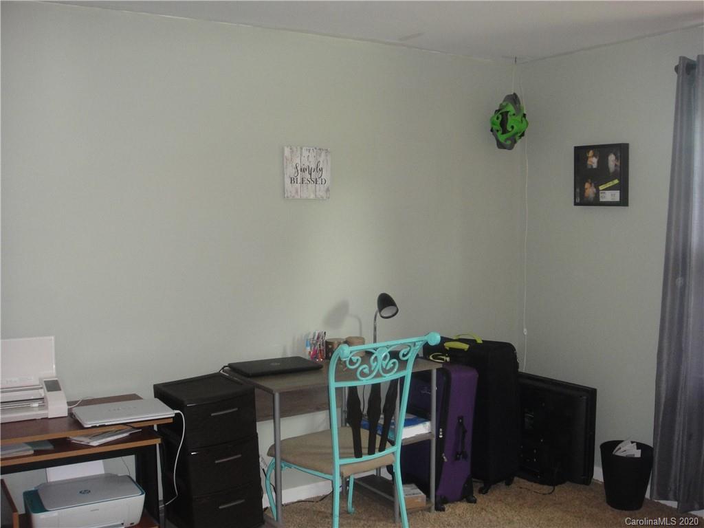 1756 Woolie Road Lincolnton, NC 28092 - Photo 14 of 21 Gallery Image 14