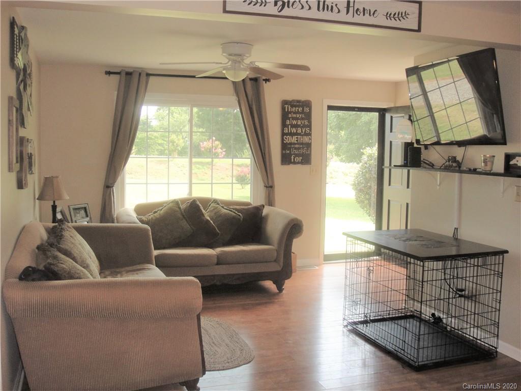 1756 Woolie Road Lincolnton, NC 28092 - Photo 4 of 21 Gallery Image 4