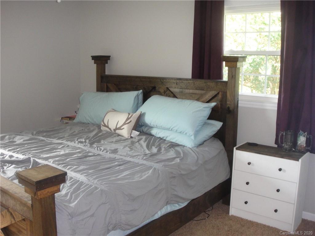 1756 Woolie Road Lincolnton, NC 28092 - Photo 10 of 21 Gallery Image 10