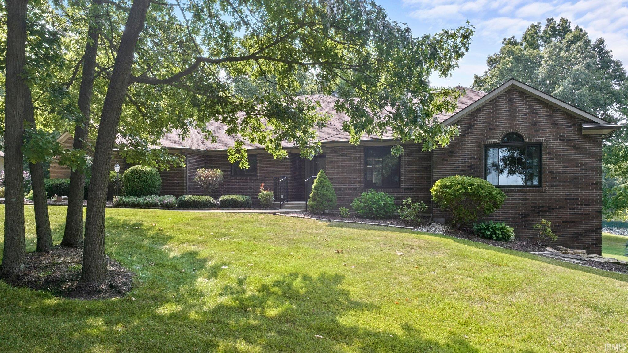 18810 Fogel Road Huntertown, IN 46748 - Photo 2 of 36 Gallery Image 2