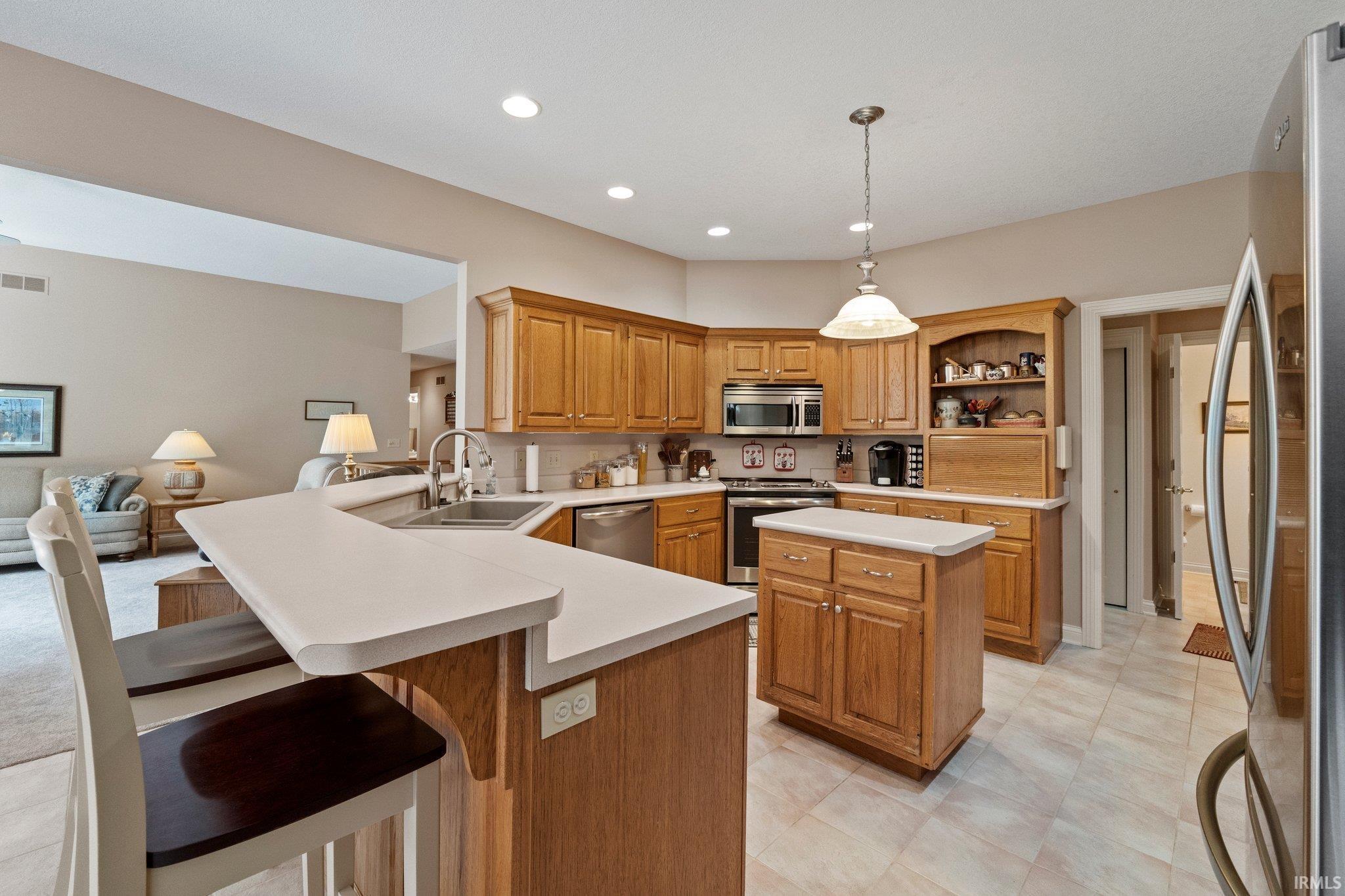 18810 Fogel Road Huntertown, IN 46748 - Photo 4 of 36 Gallery Image 4