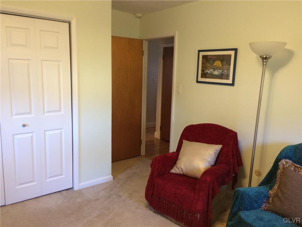 3740 Carter Road Bethlehem, PA 18020 - Photo 22 of 44 Gallery Image 22