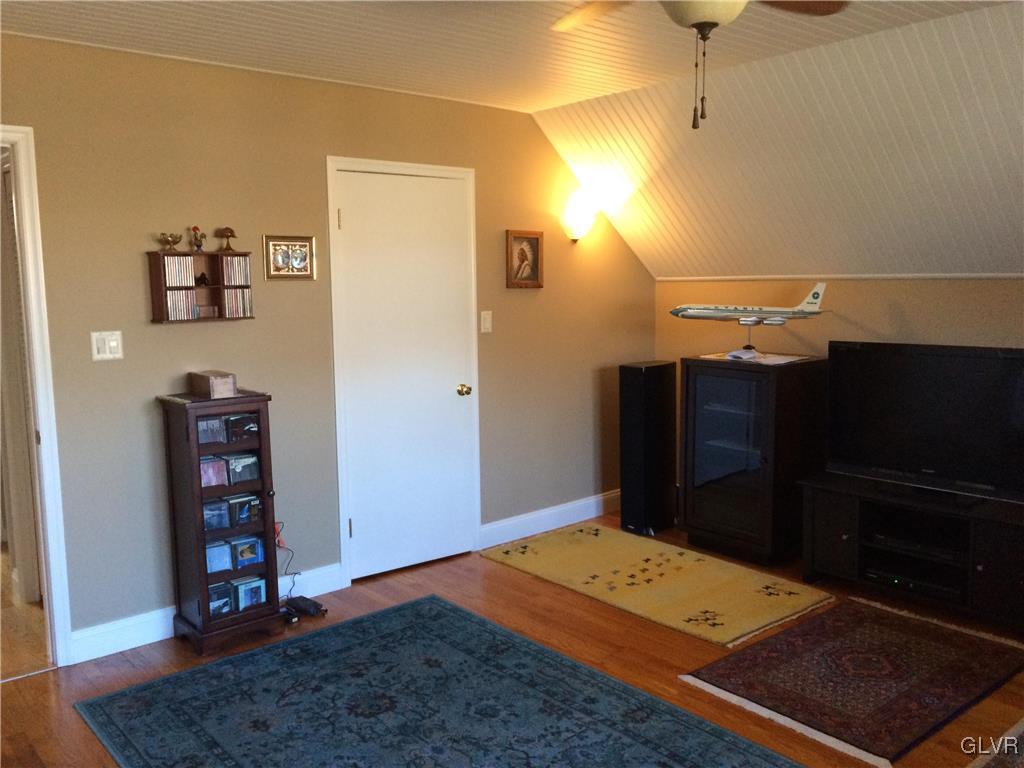 3740 Carter Road Bethlehem, PA 18020 - Photo 29 of 44 Gallery Image 29