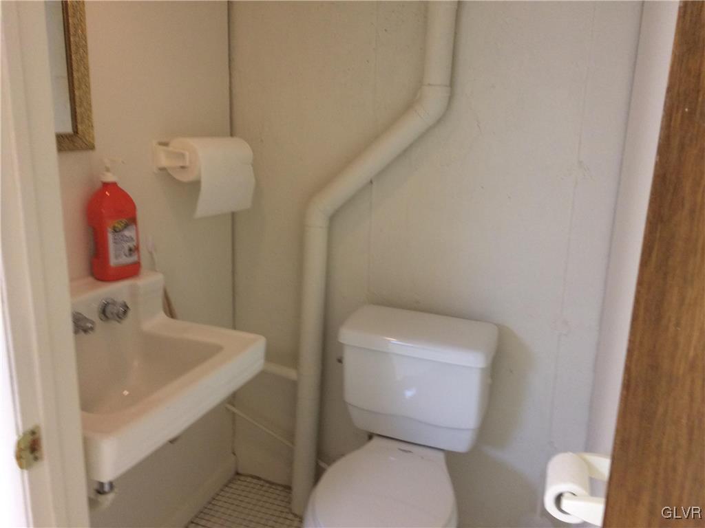 3740 Carter Road Bethlehem, PA 18020 - Photo 38 of 44 Basement powder room