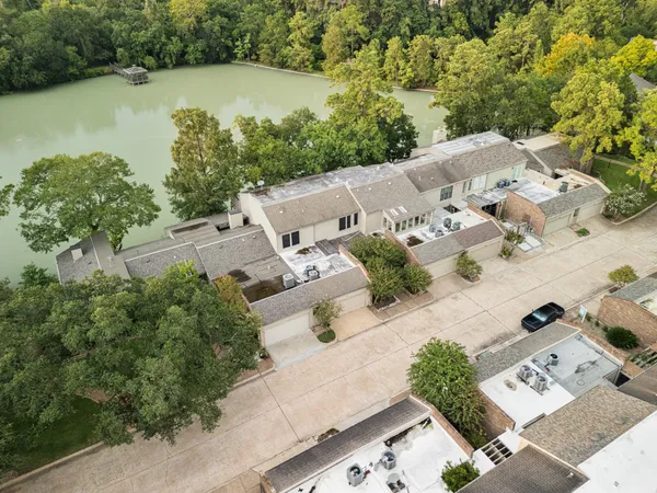$2,600 | 12660 Briar Patch Drive, Houston, TX 77077