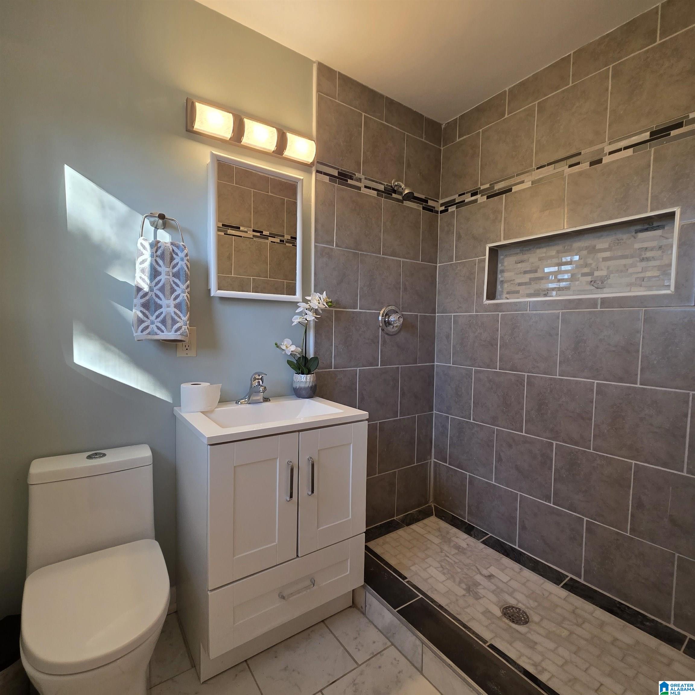 1752 Shades Crest Road Birmingham, AL 35216 - Photo 33 of 88 Gallery Image 33