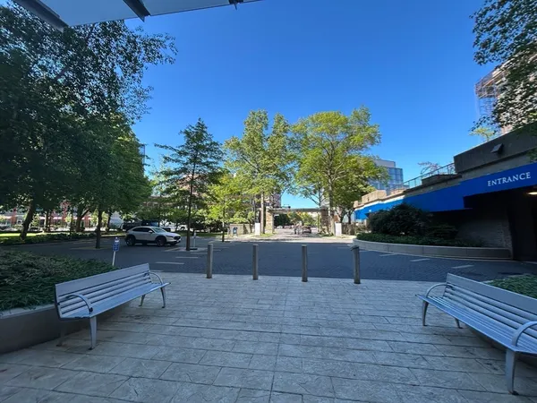 $4,000 | 44 Washington Street, Unit 901, Brookline, MA 02445