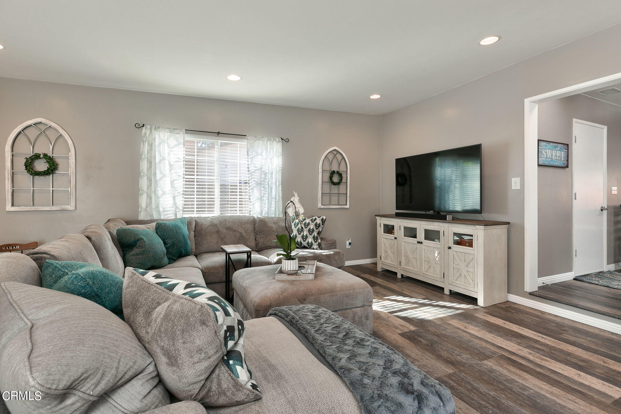 1164 Tico Road Ojai, CA 93023 - Photo 14 of 34 14-FamilyRoom