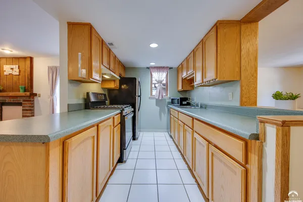 $229,000 | 2711 West 24th Terrace, Lawrence, KS 66047