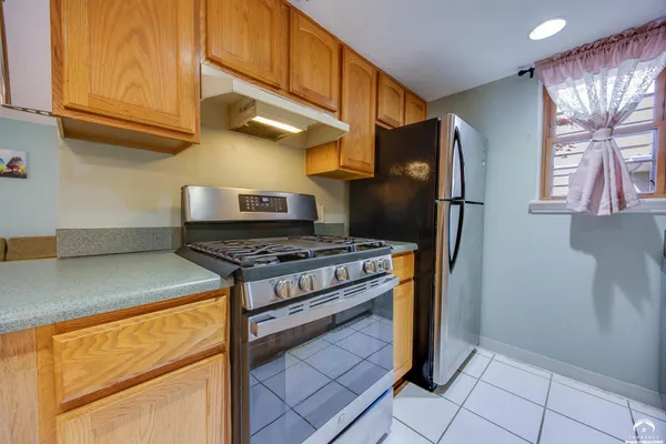 $229,000 | 2711 West 24th Terrace, Lawrence, KS 66047