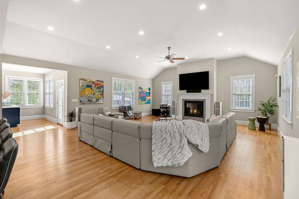 275 South Main Street Andover, MA 01810 - Photo 16 of 39