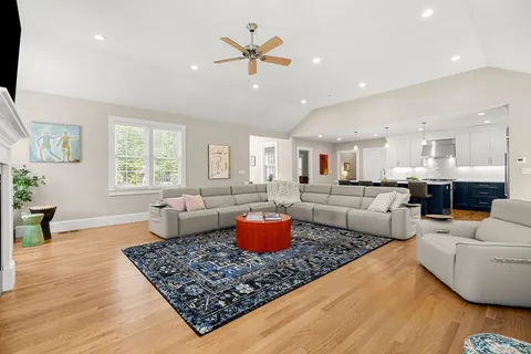$1,899,000 | 275 South Main Street, Andover, MA 01810