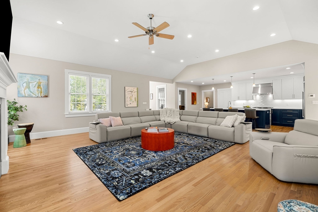 275 South Main Street Andover, MA 01810 - Photo 17 of 39