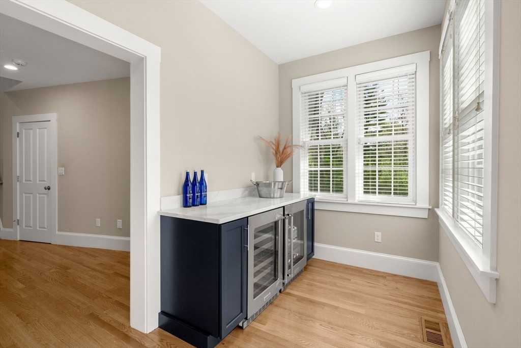 275 South Main Street Andover, MA 01810 - Photo 20 of 39
