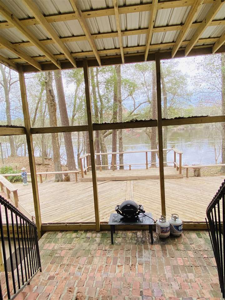 705 Northeast Oleander Road Mayo, FL 32066 - Photo 32 of 36 Gallery Image 32