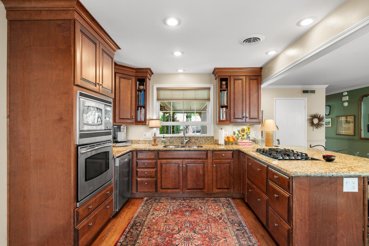 2418 Rutledge Way Stockton, CA 95207 - Photo 16 of 56