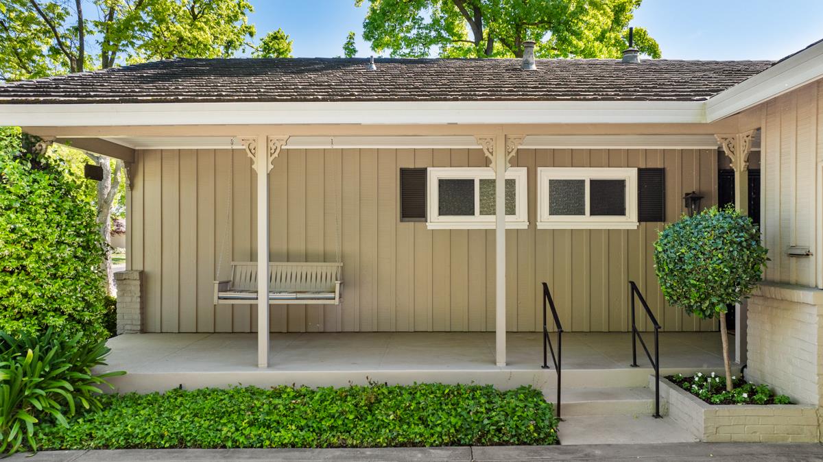 2418 Rutledge Way Stockton, CA 95207 - Photo 7 of 56