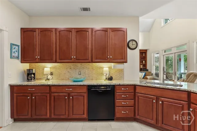 $722,500 | 203 Cypress Lks Drive, Bloomingdale, GA 31302