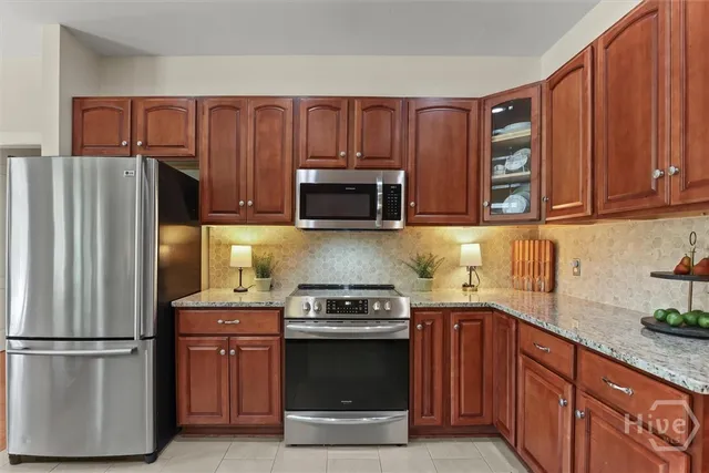 $722,500 | 203 Cypress Lks Drive, Bloomingdale, GA 31302