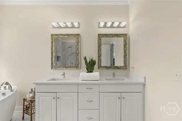 $722,500 | 203 Cypress Lks Drive, Bloomingdale, GA 31302