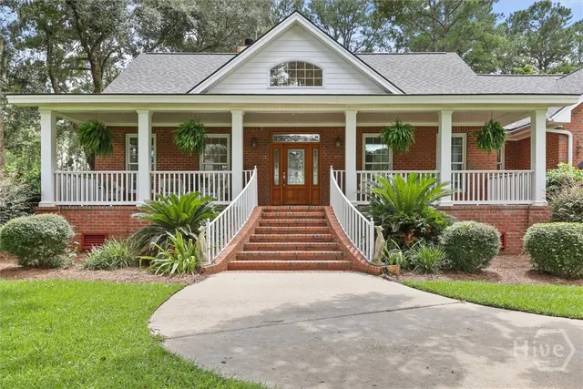 $722,500 | 203 Cypress Lks Drive, Bloomingdale, GA 31302