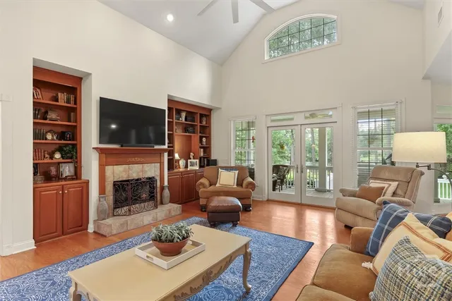 $722,500 | 203 Cypress Lks Drive, Bloomingdale, GA 31302