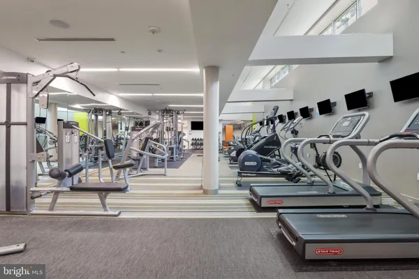 $495,000 | 8360 Greensboro Drive, Unit 1003, McLean, VA 22102