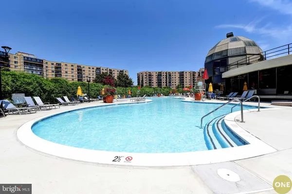 $495,000 | 8360 Greensboro Drive, Unit 1003, McLean, VA 22102