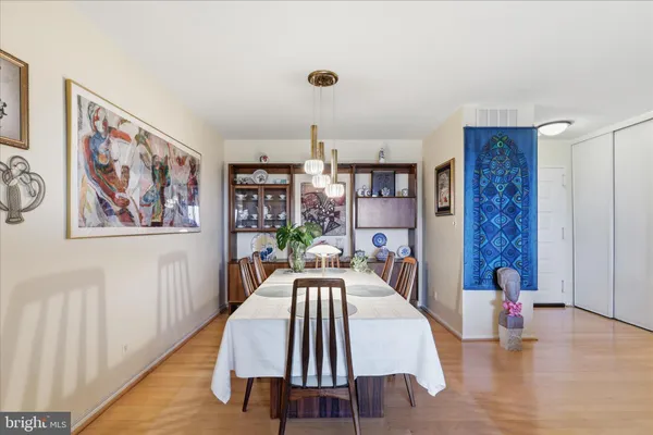 $495,000 | 8360 Greensboro Drive, Unit 1003, McLean, VA 22102
