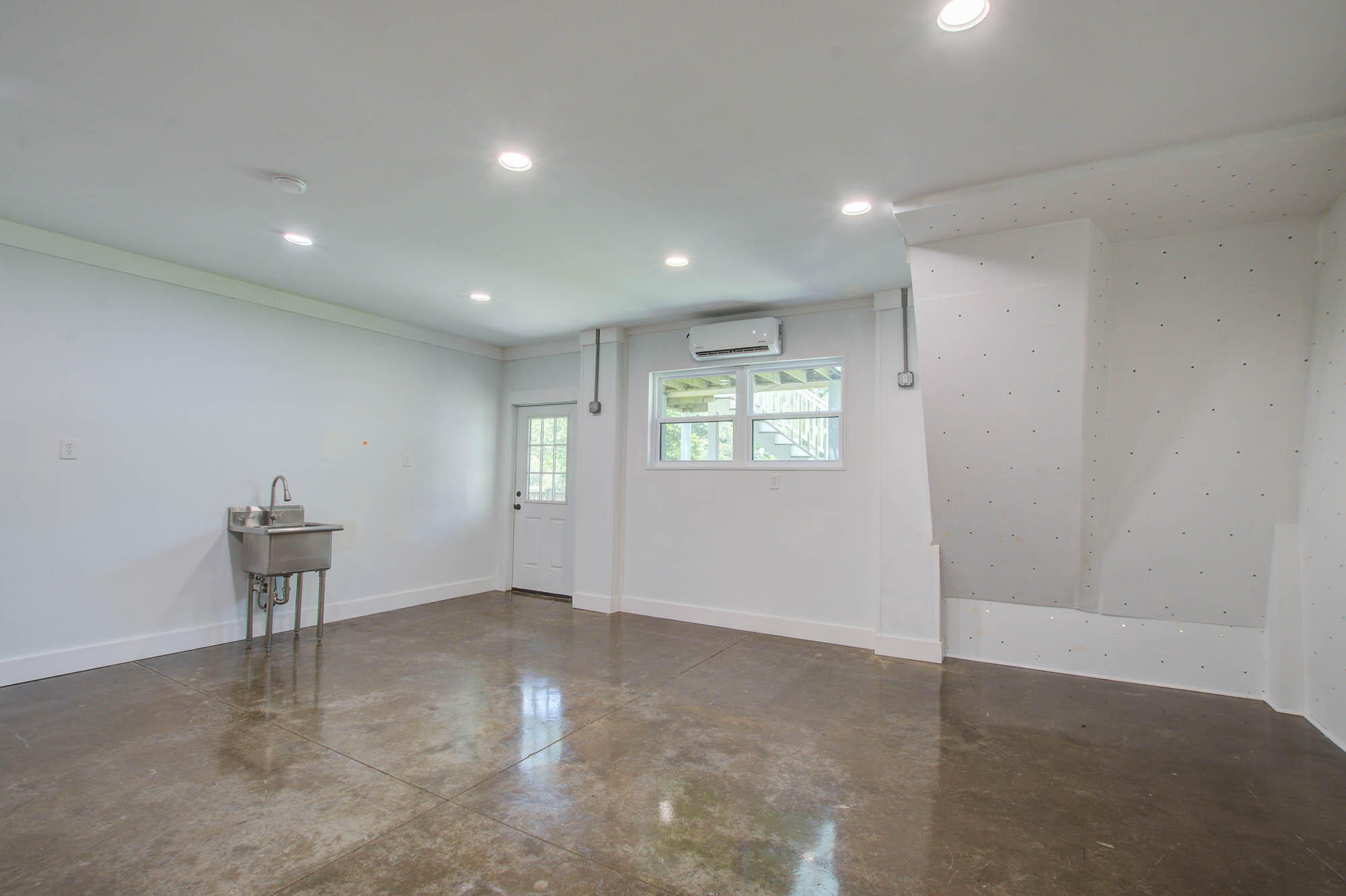 3762 Copahee Sound Drive Mount Pleasant, SC 29466 - Photo 31 of 45 3762 (38)