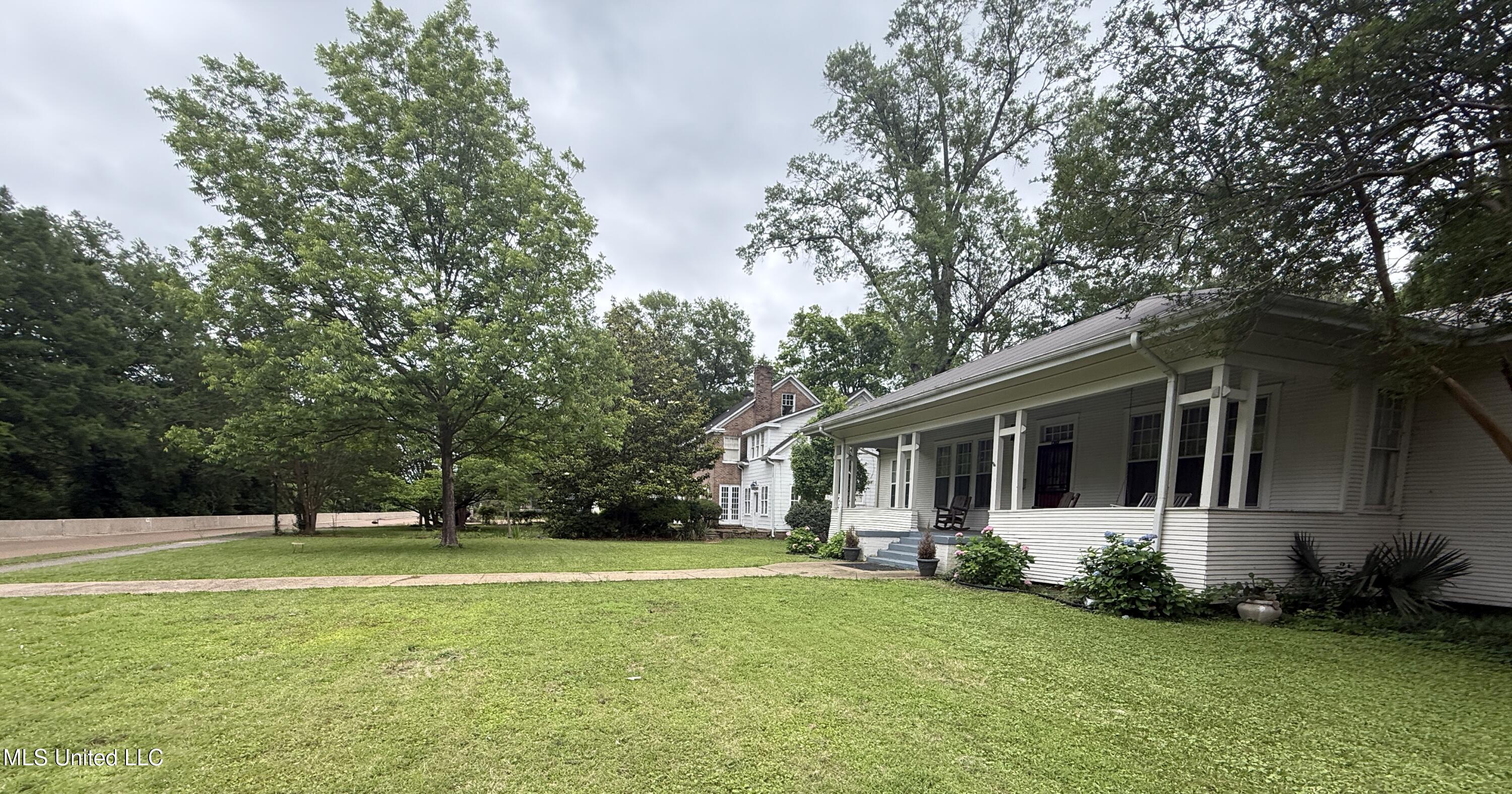 1303 River Road Greenwood, MS 38930 - Photo 33 of 36 IMG_0639