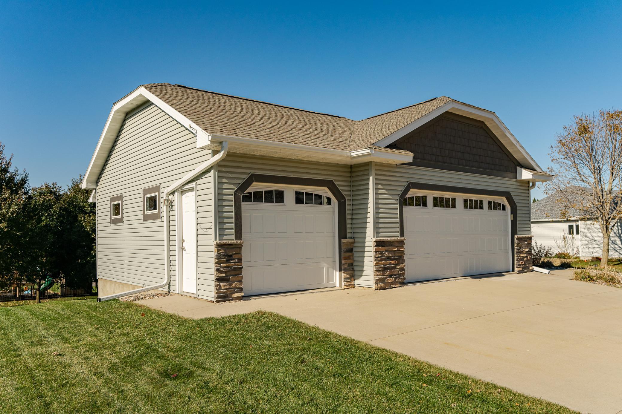 2743 Pinewood Ridge Drive Southeast Rochester, MN 55904 - Photo 29 of 42