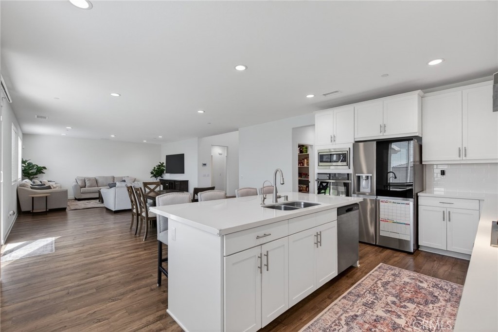 14065 Versimo Lane Beaumont, CA 92223 - Photo 16 of 49