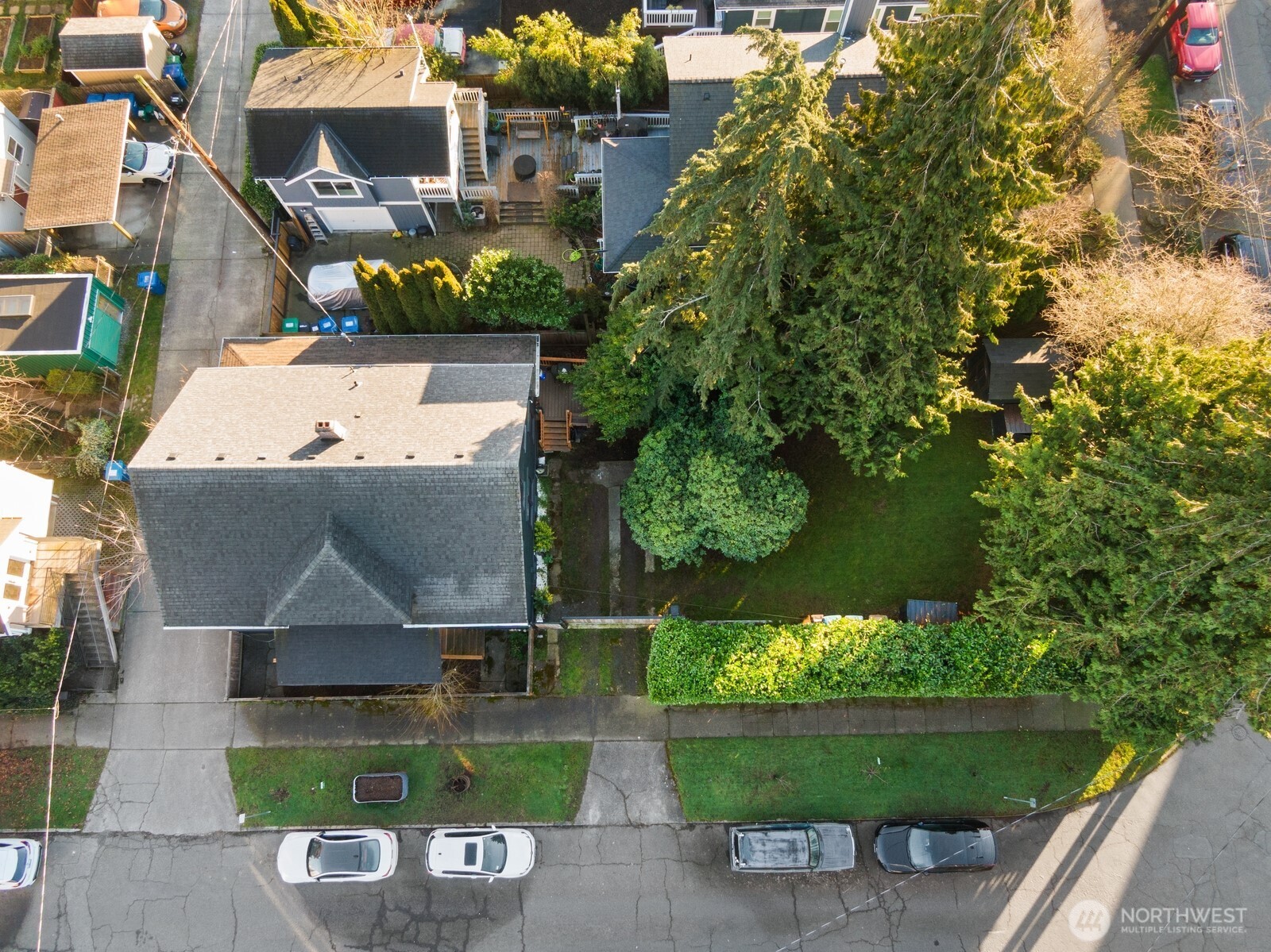 2011 East James Street Seattle, WA 98122 - Photo 34 of 40