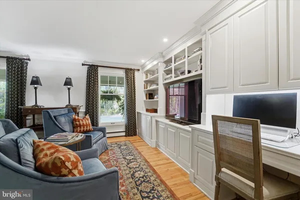 $860,000 | 1 Oak Tree Lane, Malvern, PA 19355