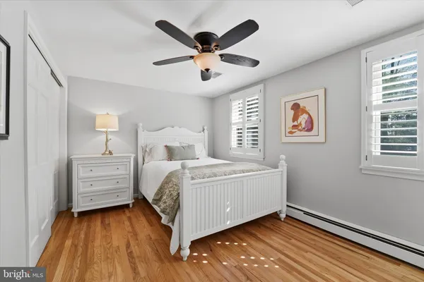 $860,000 | 1 Oak Tree Lane, Malvern, PA 19355