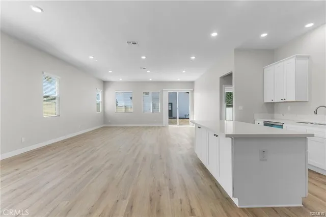 $3,200 | 1341 East 8th Street, Beaumont, CA 92223