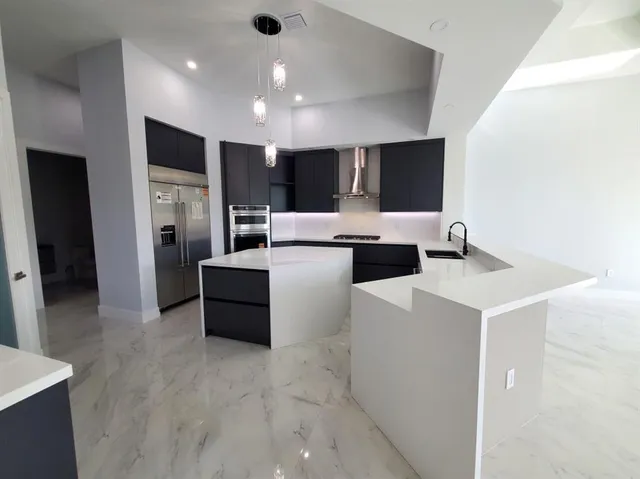 $2,590,000 | 11000 Southwest 30th Court, Fort Lauderdale, FL 33328